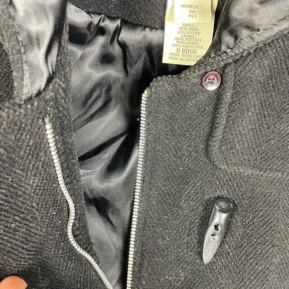 L.L. Bean Coat Womens Medium Petite Duffel Toggle Wool Insulated Hooded Warm VTG - Picture 5 of 7